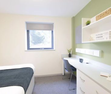 Standard En-suite | Marshall Court - Photo 5