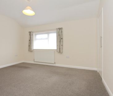 2 bedroom semi-detached house to rent - Photo 1