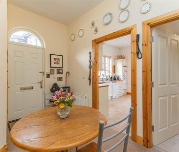 94 Ballantine Gardens, Lisburn, BT27 5FJ - Photo 4