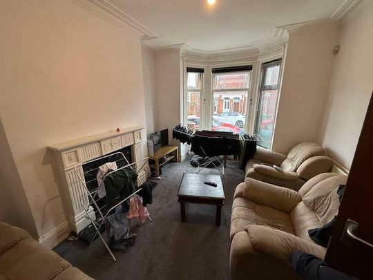 Highcliff Avenue, SO14 - Photo 1