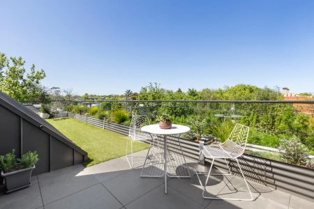 304/15 Cromwell Road, South Yarra. - Photo 4