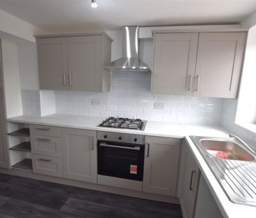 3 bedroom house - terraced to rent - Photo 5