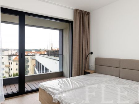 Pronájem bytu 2+kk 63 m2 - Fotografie 3