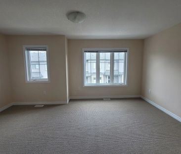 Property For Lease | X9236479 - Photo 2