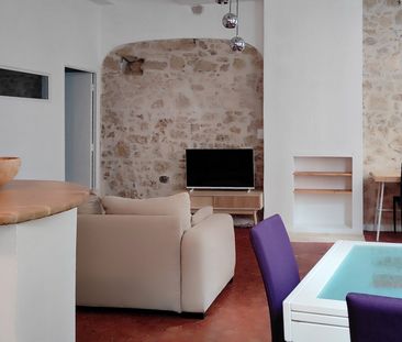 Location Appartement 2 pièces 54m² MARSEILLE 1er - Photo 1