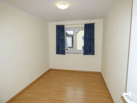 Helle 3-Zimmer-Wohnung mit Einbauküche und zwei Balkonen in gefragter Lage von Schlebusch - Photo 4