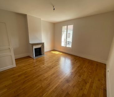 Location Appartement 5 pièces 144m² MELUN 77000 - Photo 3