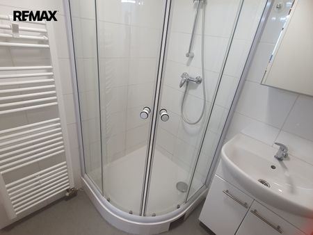 Pronájem bytu 1+kk a garsoniéry 75 m², Dražkovice, Pardubice - Photo 3