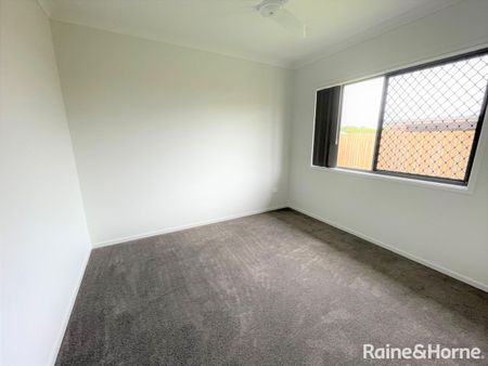 Spacious Modern Home in Sought-After Urraween - Photo 5