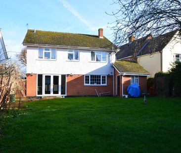 4 bedroom detached house to rent - Photo 4