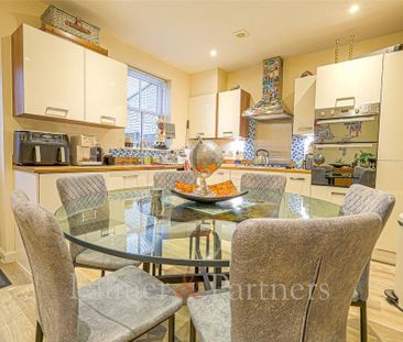 3 bedroom terraced house to rent - Photo 1