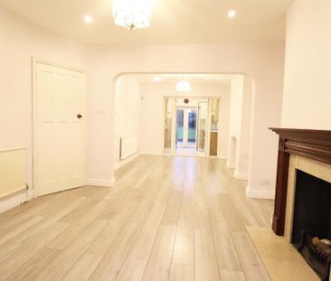 5 bedroom semi-detached house to rent - Photo 2