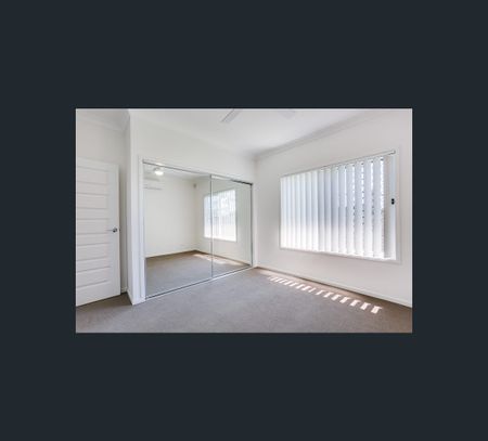 2/55 McMonagle Crescent, Bellbird Park, Qld 4300 - Photo 2
