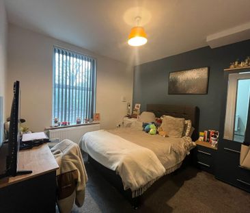 Alpha Street, Salford - Photo 3