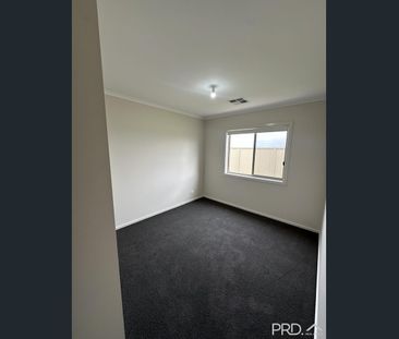 4BR NEW LIVING - Photo 1