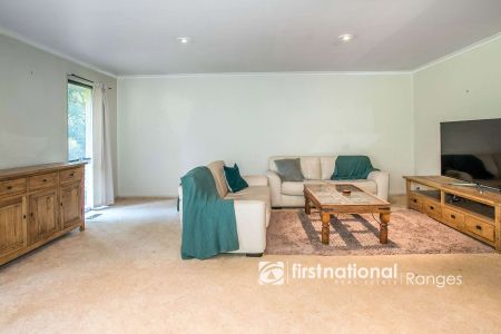 FAMILY FRIENDLY HOME OPPOSITE BELGRAVE LAKE PARK - Photo 2