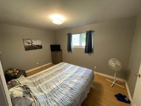 51 Balaclava St, Unit 2, Kingston, ON - Photo 4