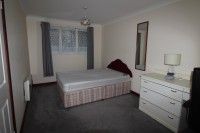 1 bed Semi-Detached - To Let - Photo 3