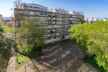 Apartamento T2+1 para arrendamento sem móveis no Restelo, Belém - Photo 4