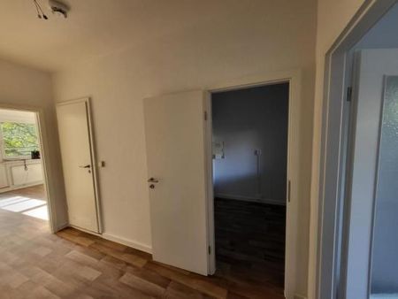 Wohnen in Kaulsdorf Nord mit Ausblick auf den Kienberg - schöne Wohnung - - Photo 5