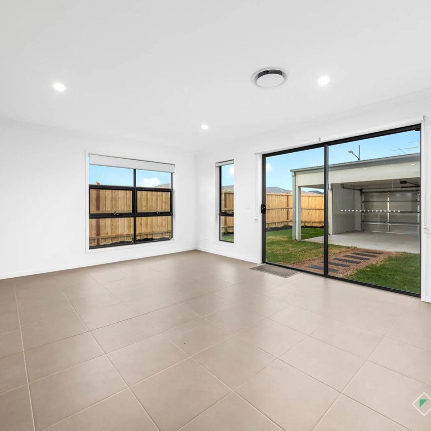 Fraser Rise - Photo 1