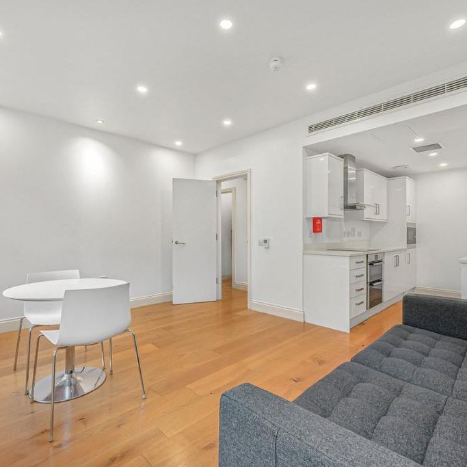 3 bedroom apartment to rent - Photo 1