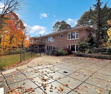 For Lease - 26 Restwell Crescent Unit# B1, Toronto, Ontario - Photo 1