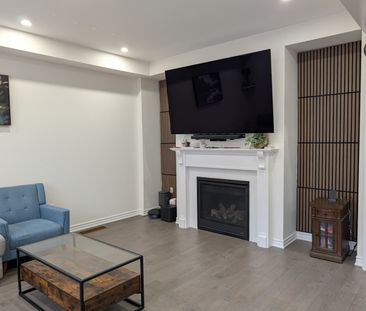 For Lease - 1 Windflower Wy N/A, Whitby, Ontario - Photo 5