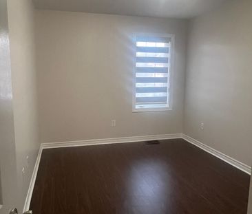 For Lease - 10 Dufay Road Unit# Upper, Brampton, Ontario - Photo 5