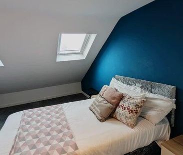 1 bedroom in a house share to rent - Photo 2