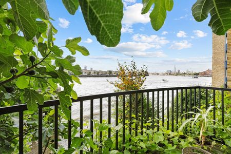 Northey Street - Photo 4