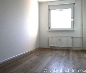 Frisch renovierte 3-Zimmer-Wohnung im 4. Obergeschoss mit Lift und ... - Photo 1