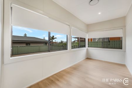 Newly Renovated Family Home - Photo 5