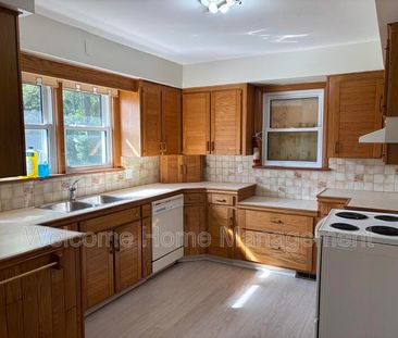 $2,295 / 3 br / 1 ba / - Photo 1