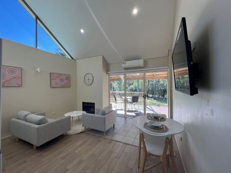 Comfortable And Convenient - Two Bedroom Unit - Photo 2