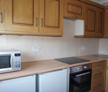 Studio to rent - Photo 6
