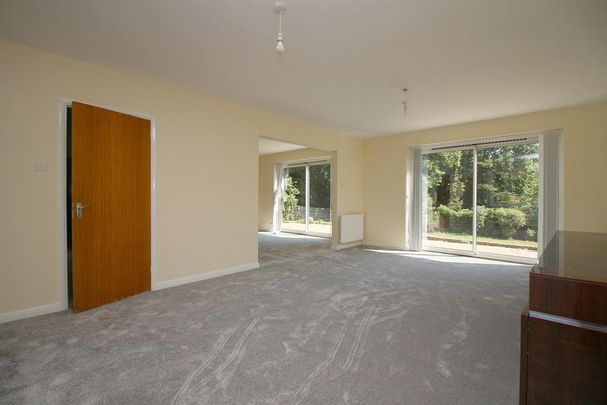 4 bedroom detached house to rent - Photo 1