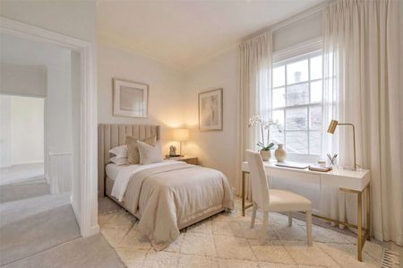 Spacious four bedroom property in the village of Oddington. - Photo 4