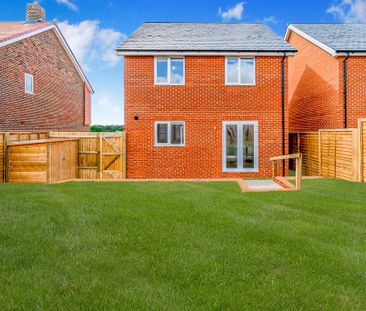 4 bedroom detached house to rent - Photo 3