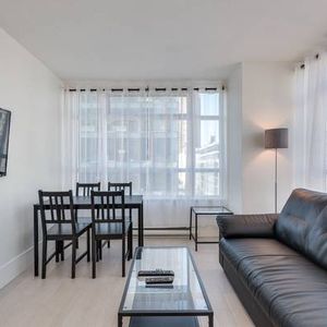 FURNISHED-Available March 1st - 1 Bedroom + Den @ 438 Seymour - Photo 2