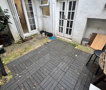 1 Bed Flat, Mornington Crescent, NW1 - Photo 1