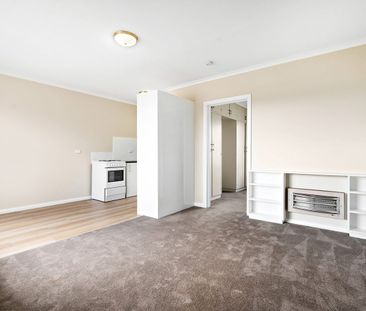 Stylish & Comfortable Living in a Prime Location - Photo 6