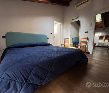 Attico / Mansarda di 45 m² con 2 locali a Bologna - Photo 3