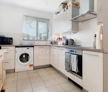 Ratcliffe Court, Colchester - Photo 5