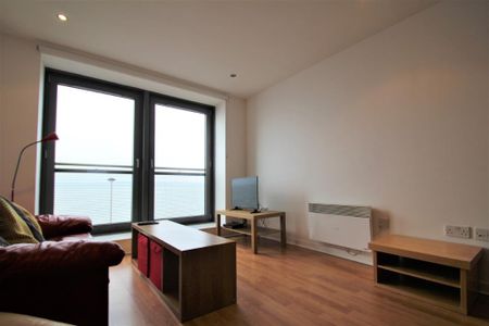 2 bedroom apartment to rent - Photo 3