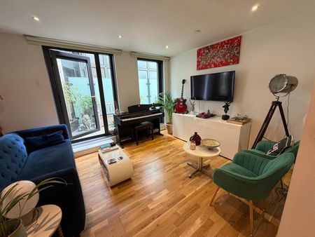 2 Bed Flat, Black Prince Road, SE1 - Photo 2