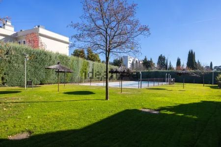 Alquiler de piso en CM Zarzuela - Photo 2