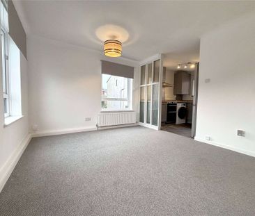 Pound-lane, Topsham - Photo 2