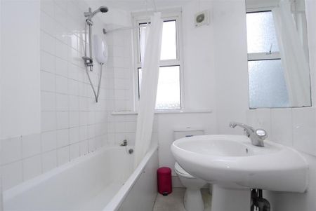 5 bedroom house to rent - Photo 3