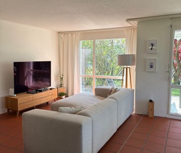 Attraktives 7.5-Zimmer-Doppelhaus mit Seesicht in Männedorf - Foto 2